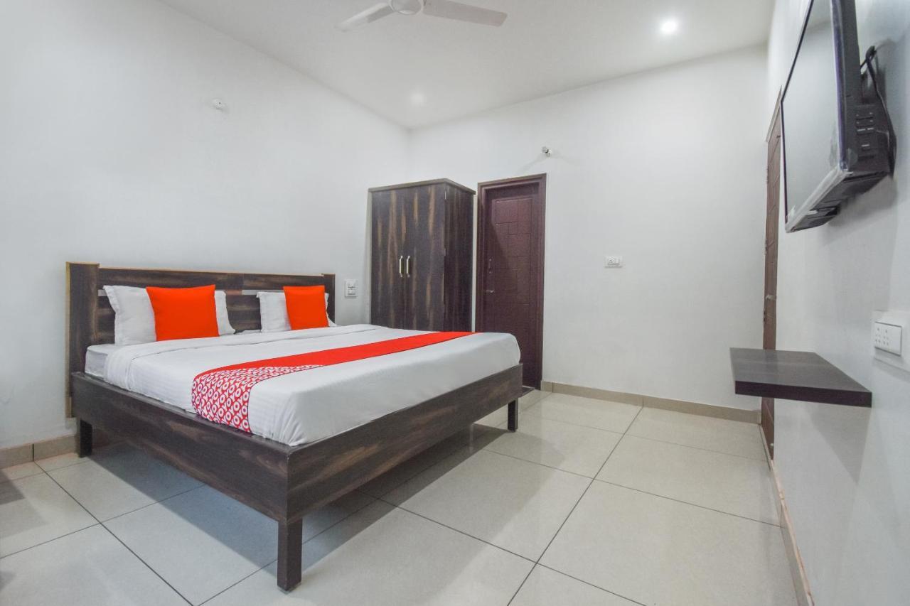 Oyo 71154 Girnar Guest House 哈里瓦 外观 照片